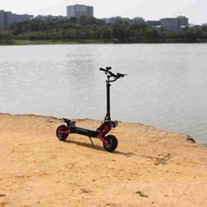 Fabricaci¨®n de patinete el¨¦ctrico de doble motor