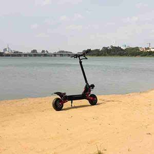 Nuevo scooter el¨¦ctrico de moda m¨¢s r¨¢pido