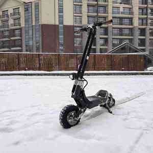 Patinete el¨¦ctrico de marca nuevo